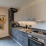 Apartment White Pearl A05, Alpes Agency, Chamonix, Sleeps 4 To 6 *