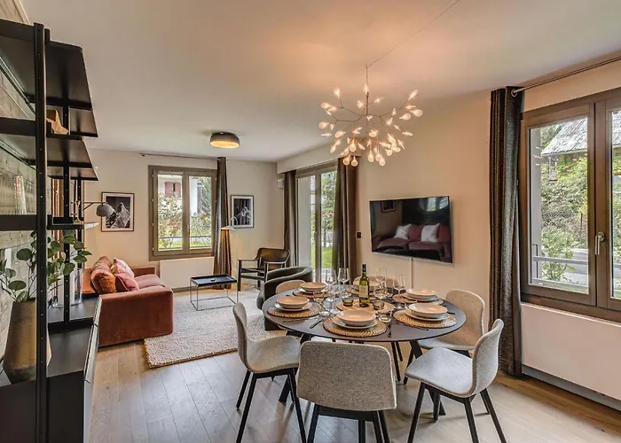 White Pearl A05 Modern Alpes Travel Sleeps 4 To 6 Daire *