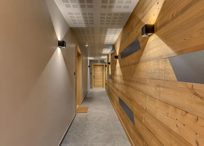 Апартаменты White Pearl A05, Alpes Agency, Chamonix, Sleeps 4 To 6 *