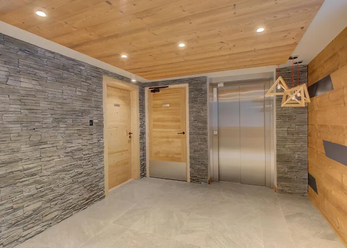 White Pearl A05, Alpes Agency, Chamonix, Sleeps 4 To 6 * Шамони