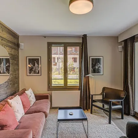 Апартаменты White Pearl A05 Modern Alpes Travel Sleeps 4 To 6 *