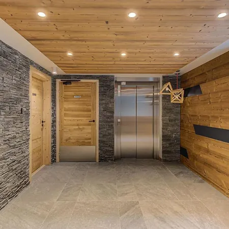 Апартаменты White Pearl A05 Modern Alpes Travel Sleeps 4 To 6 Шамони