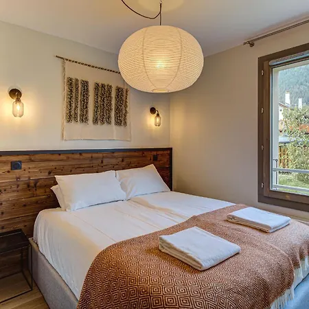 Апартаменты White Pearl A05 Modern Alpes Travel Sleeps 4 To 6